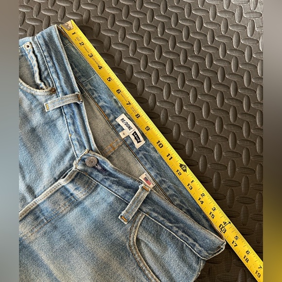 I’m gonna miss these ones 🥲 they’re🔥🔥Vintage Re/done Levis Jeans SOLD on Depop - Picture 6 of 10